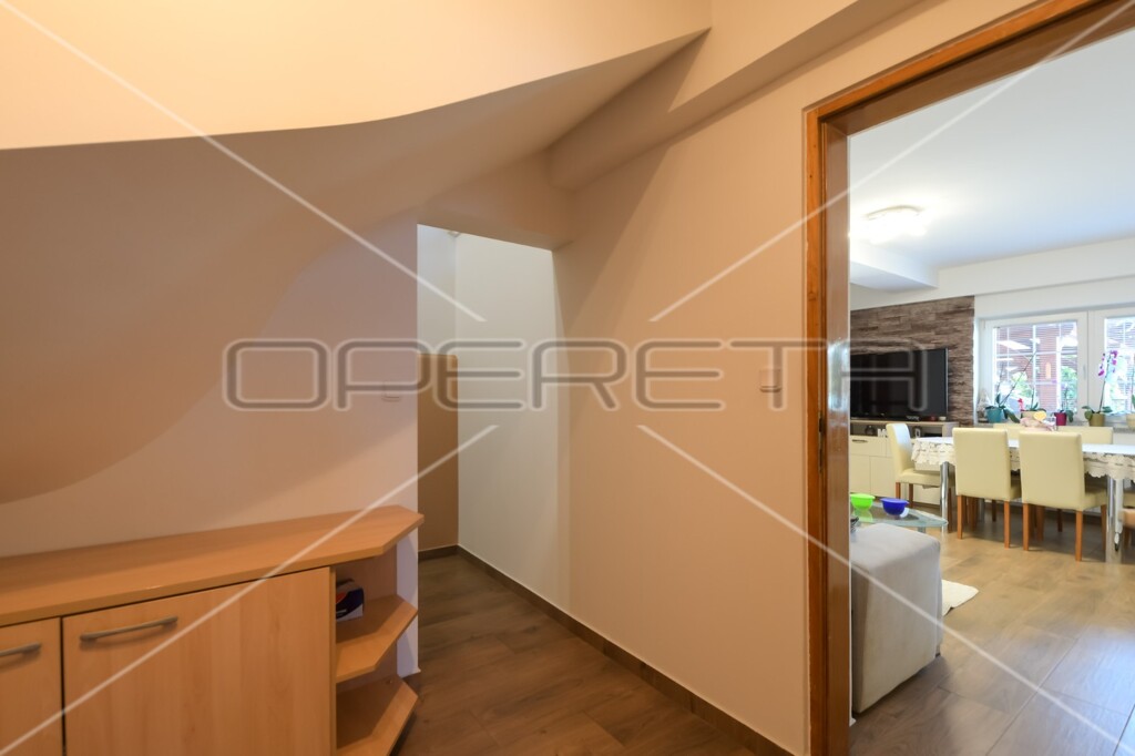 Image 6173360 - 19