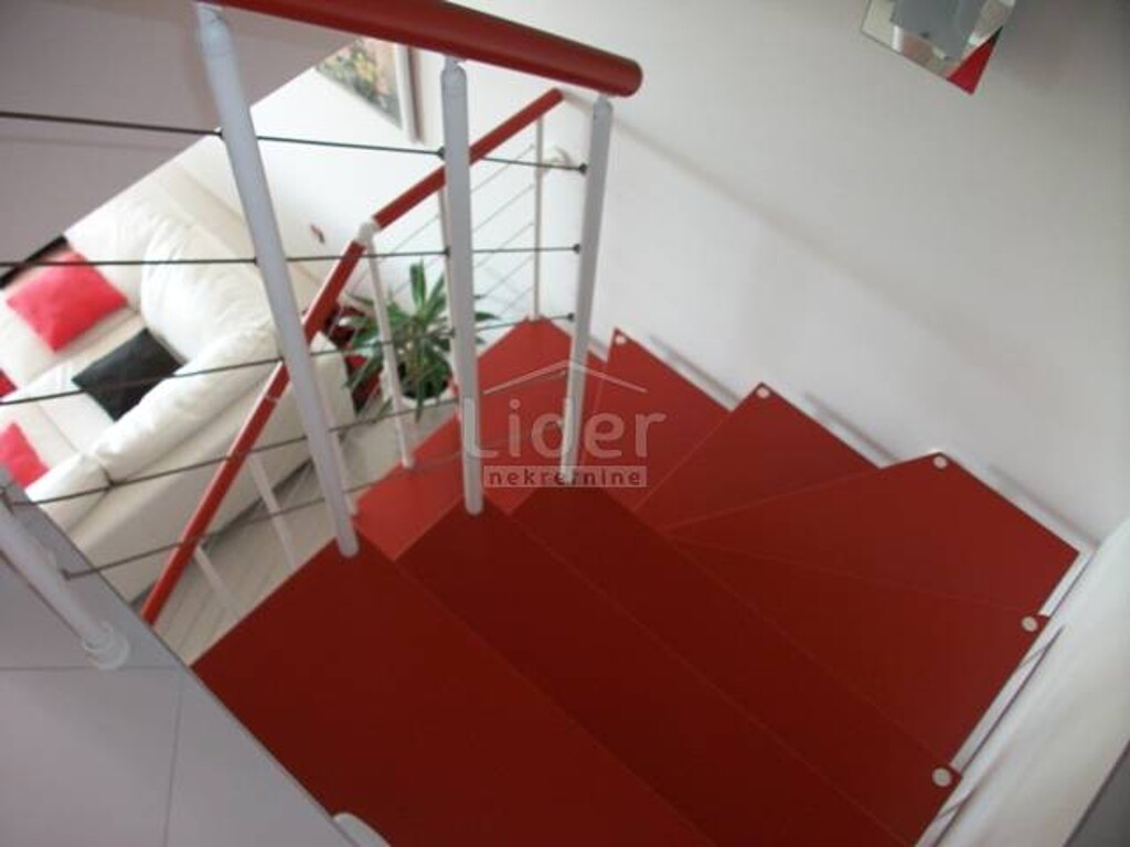 Image 9