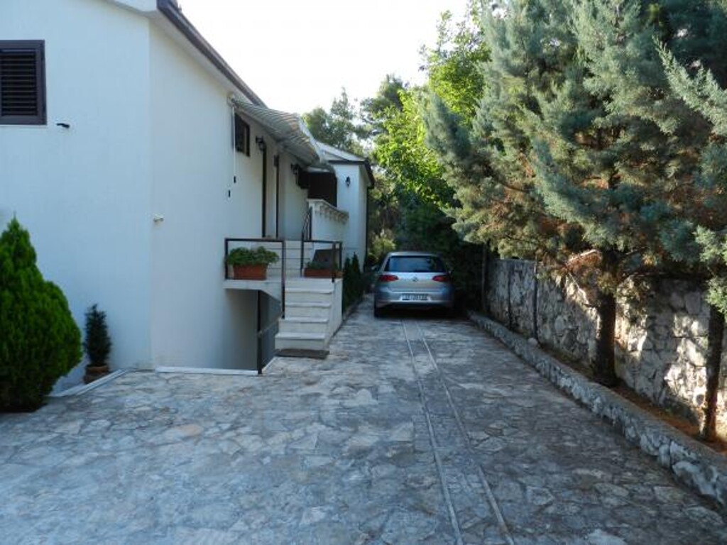 Image 3811847 - 7