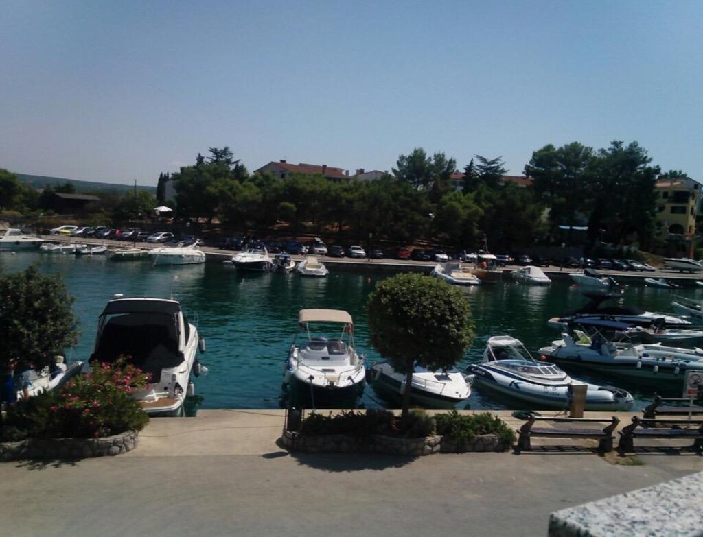 Image 3838730 - 16