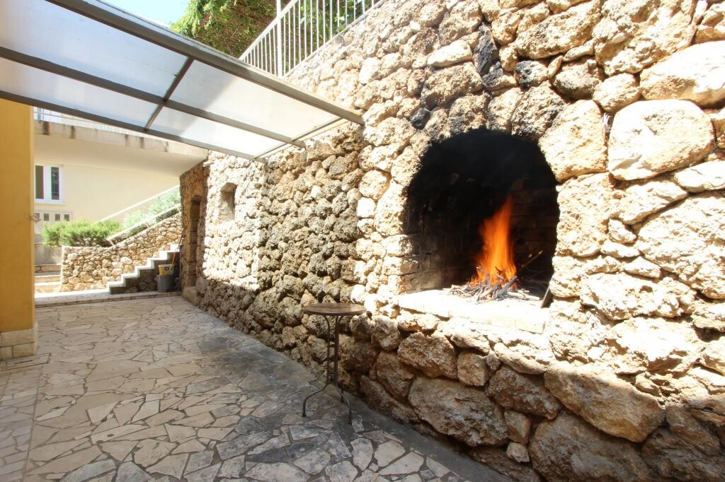 Image 18
