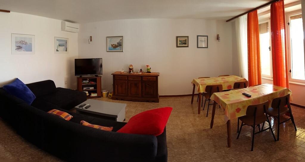 Image 3838448 - 12