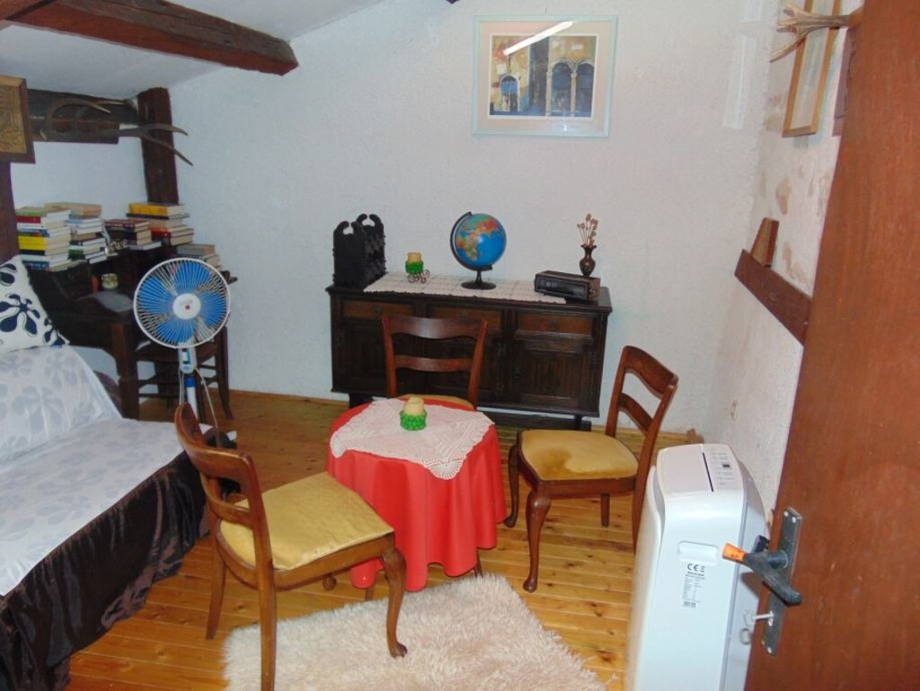 Image 9
