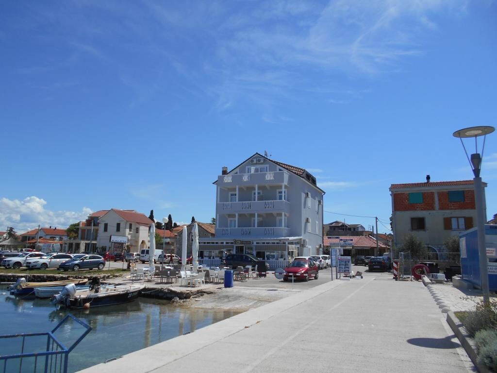 Image 3813372 - 1