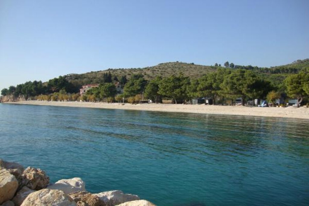 Image 3812415 - 5