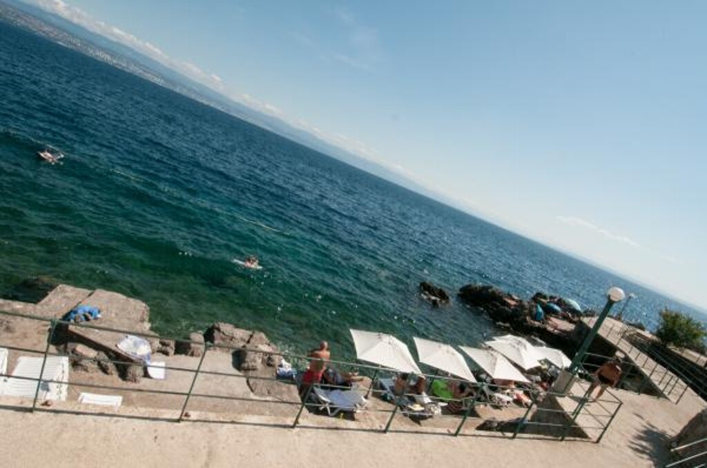 Image 3813417 - 4