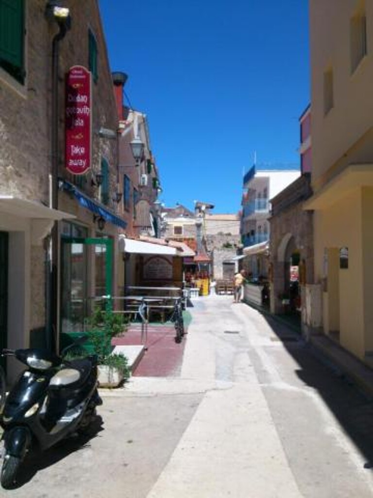 Image 3813001 - 22