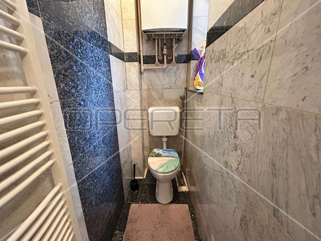Image 12