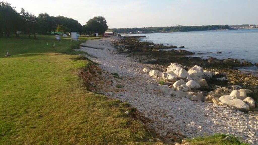 Image 3813016 - 9