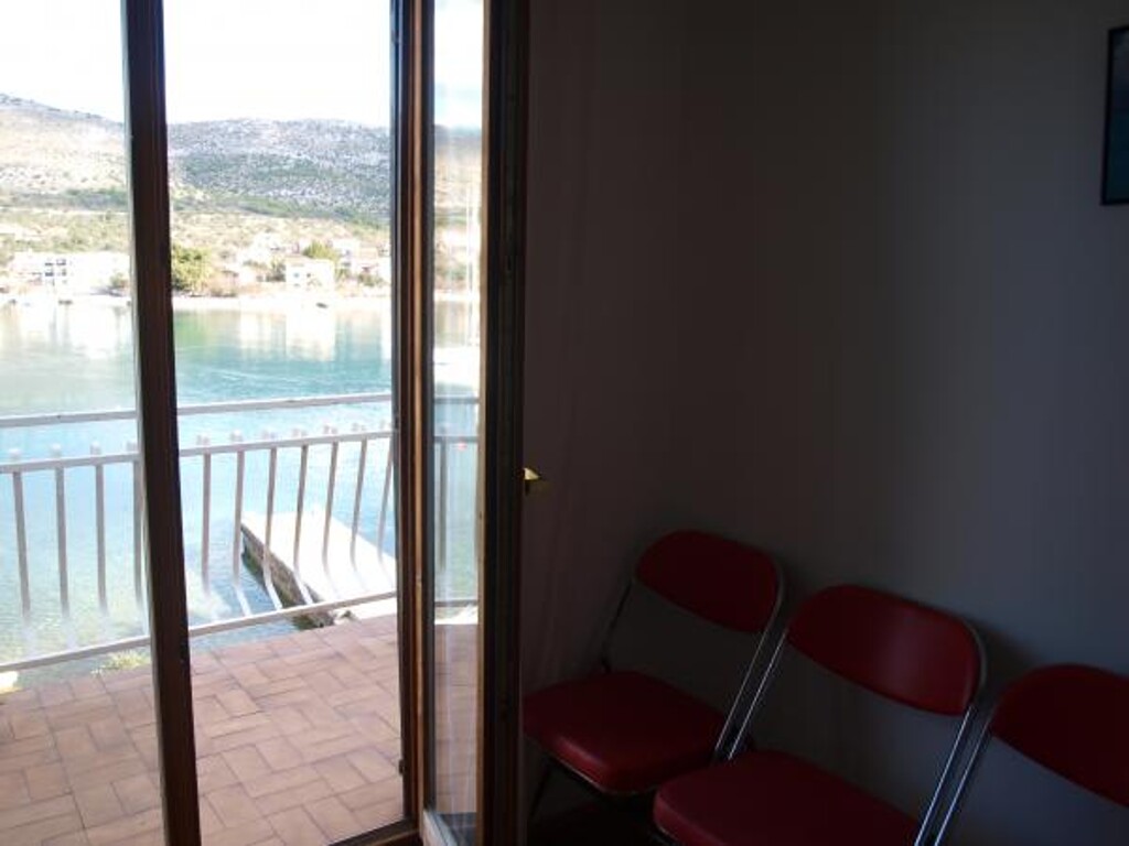 Image 3812831 - 12