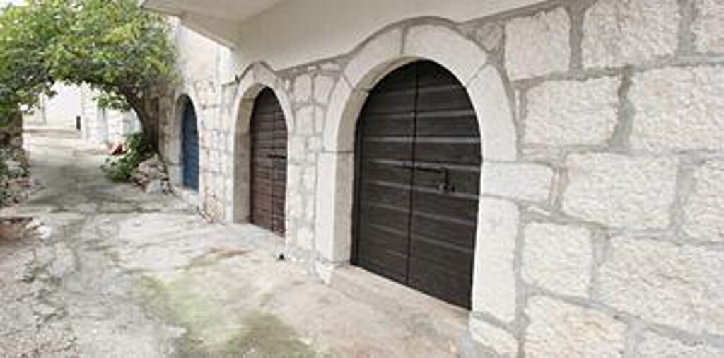 Image 3838686 - 9