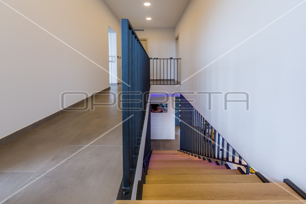 Image 18