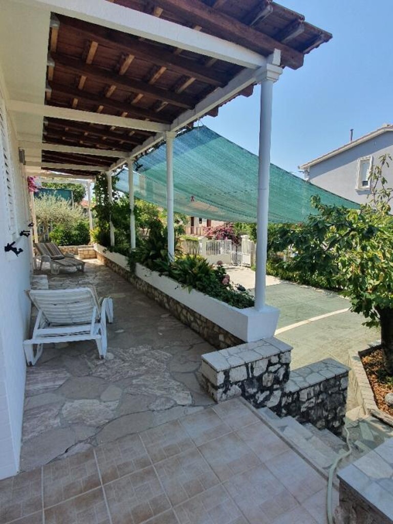 Image 3812216 - 2