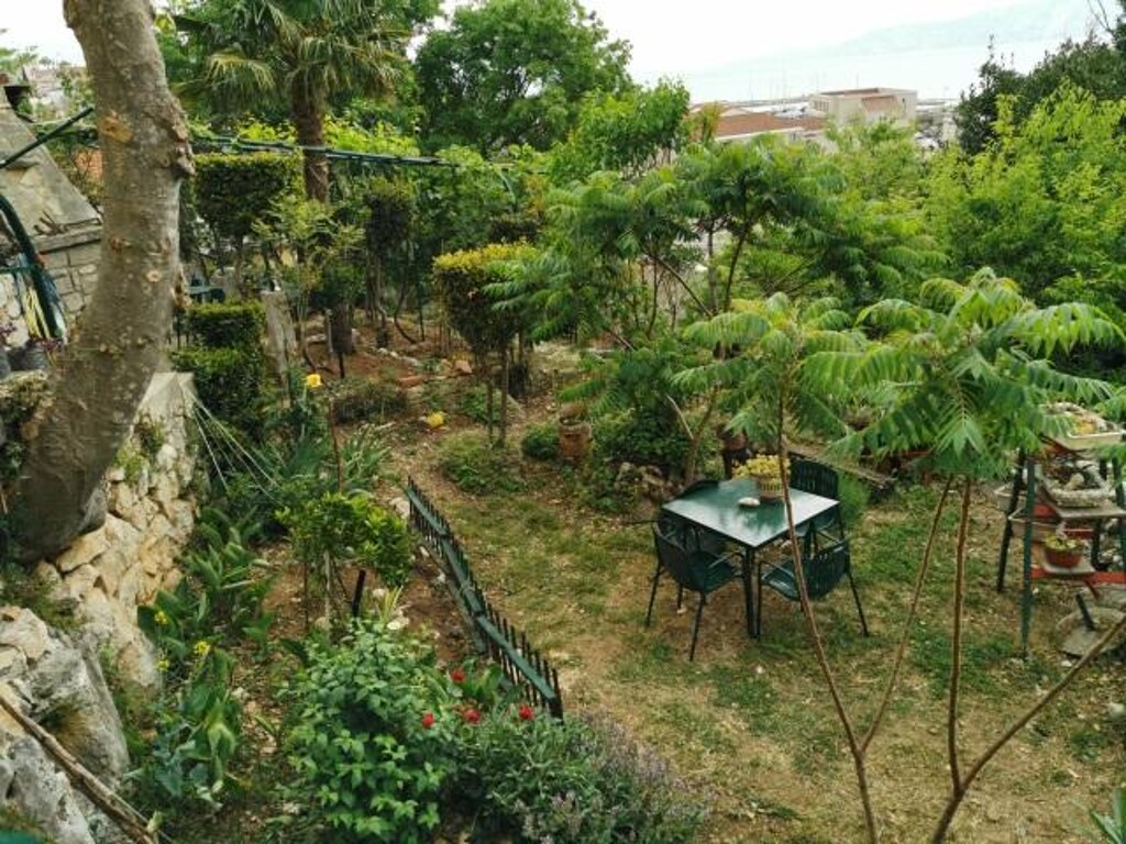 Image 3813738 - 4