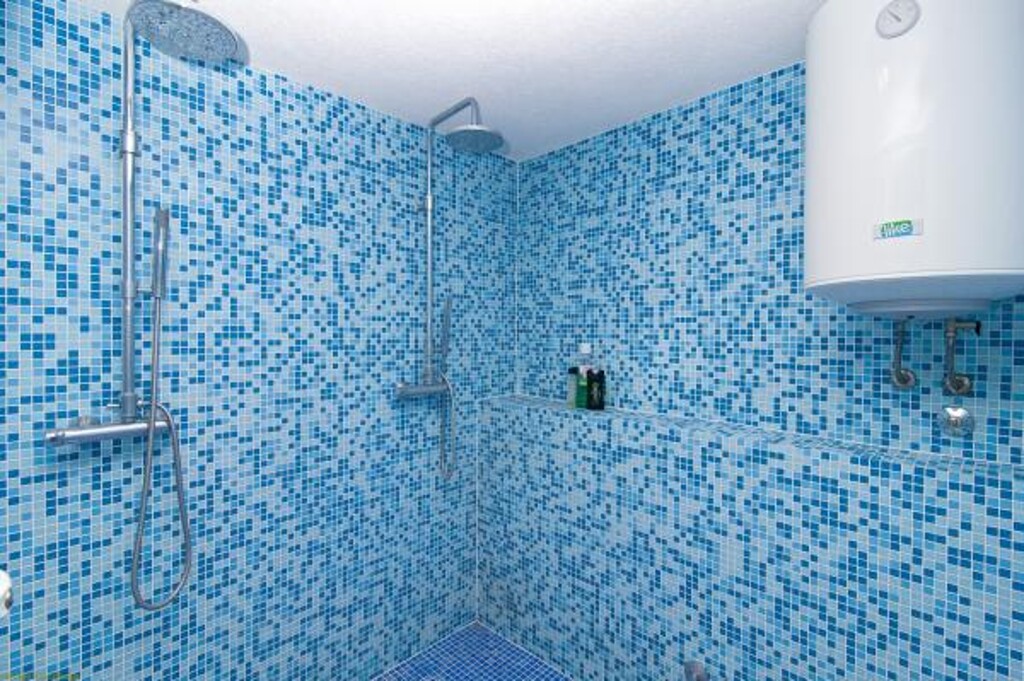 Image 3811621 - 9