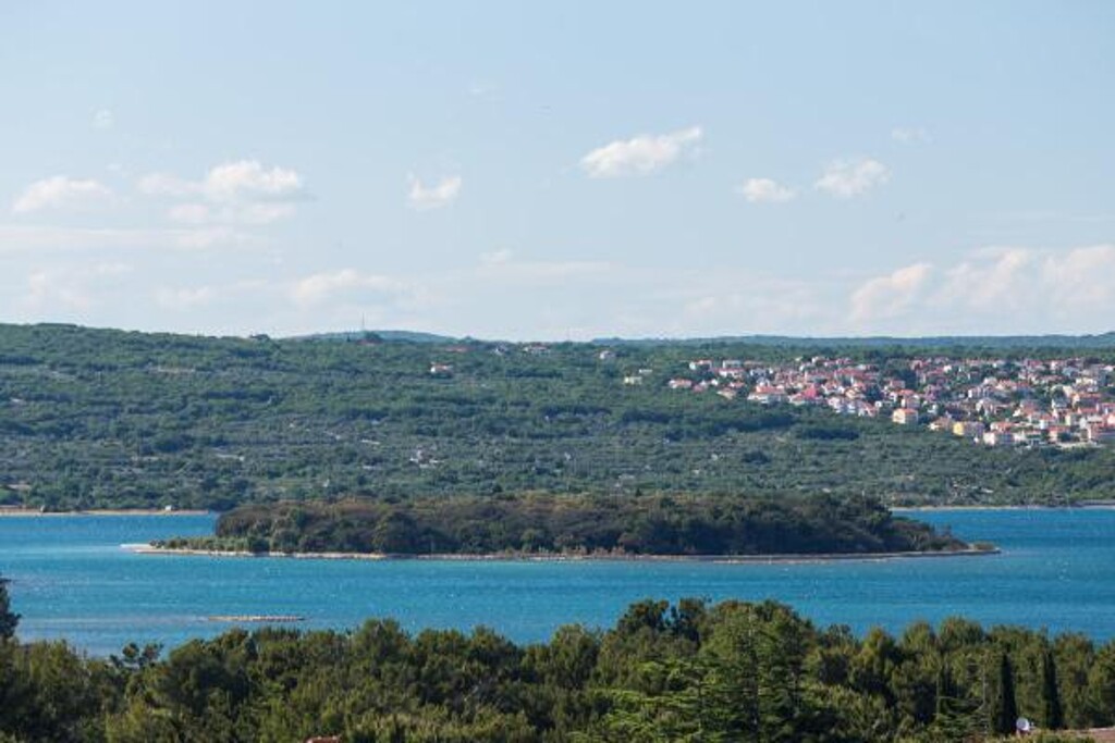 Image 3813023 - 15