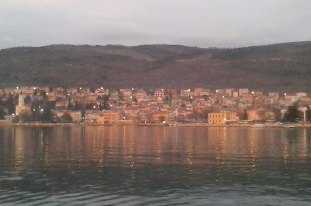 Image 3838524 - 25