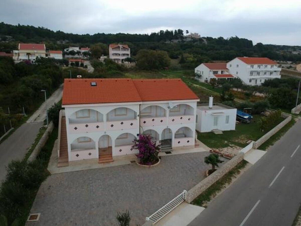 Image 3838435 - 4