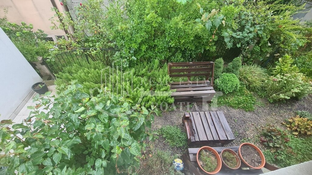 Image 16