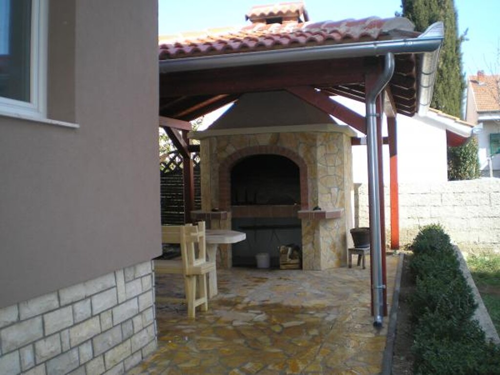 Image 3811258 - 6