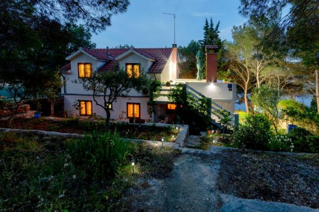 Image 3811699 - 2