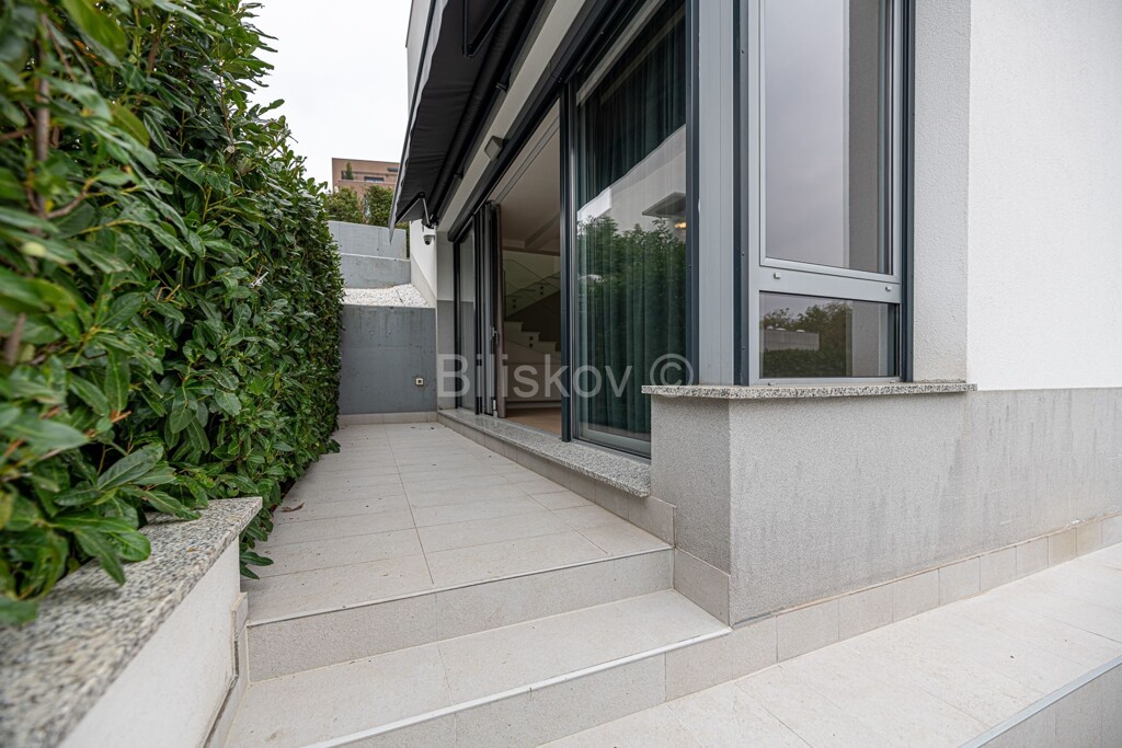 Image 6170309 - 19