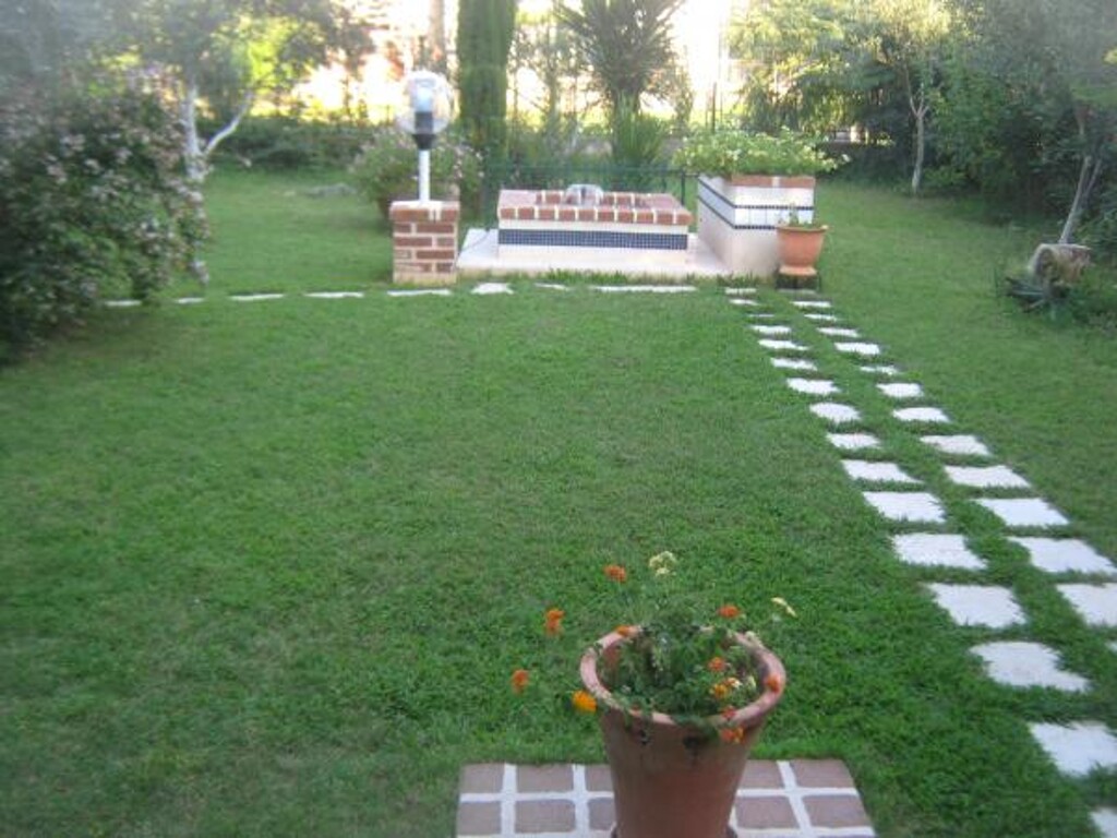 Image 3810665 - 27