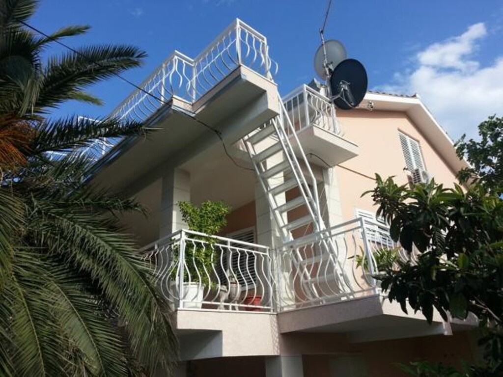 Image 3838688 - 1