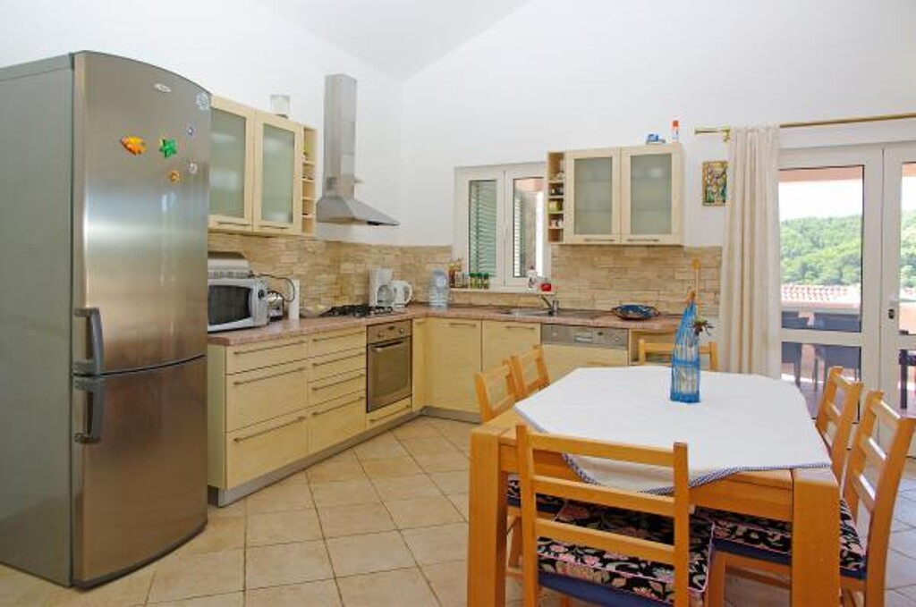 Image 3823099 - 14