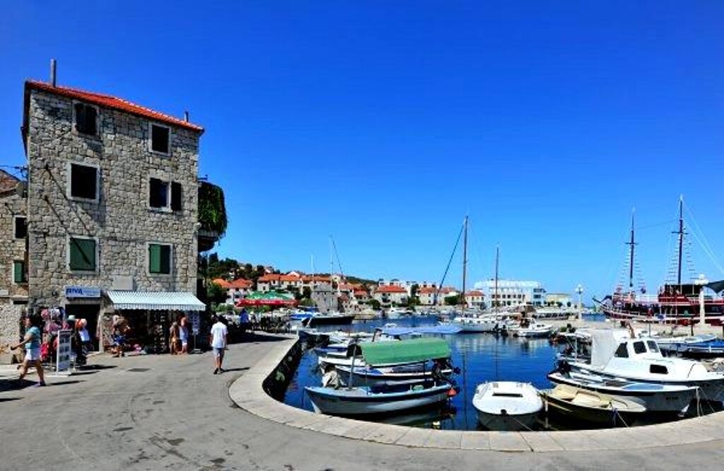Image 3810866 - 23