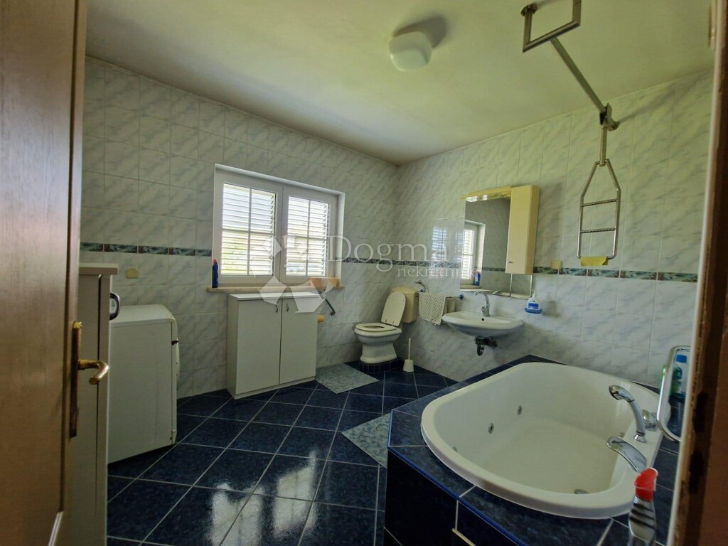 Image 9