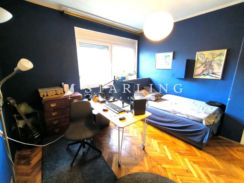 Image 9
