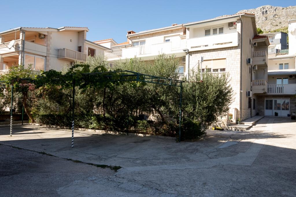 Image 3811734 - 5