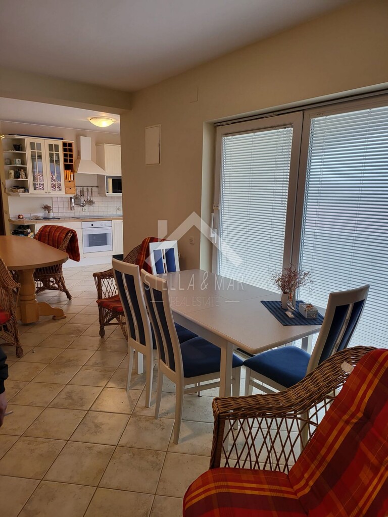 Image 4871357 - 5