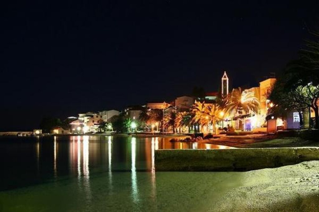 Image 3839006 - 3
