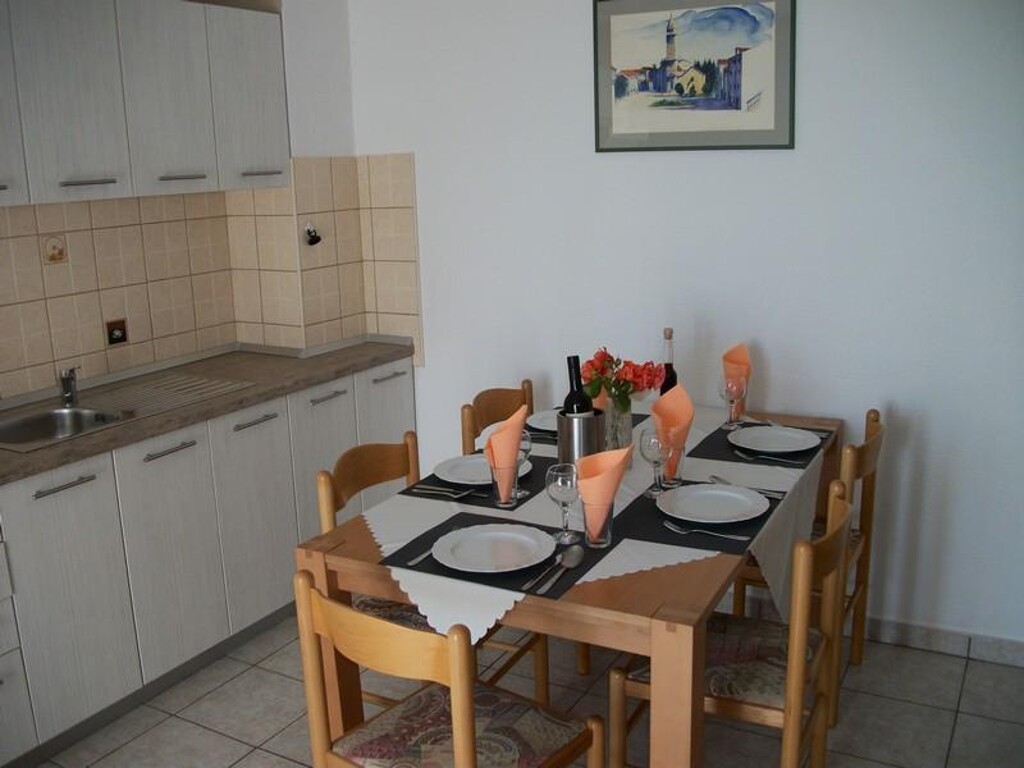 Image 3811055 - 4