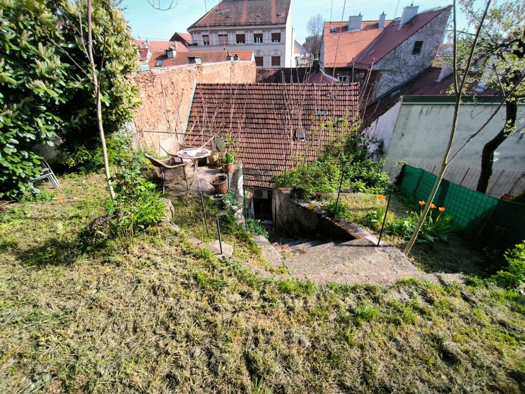 Image 16