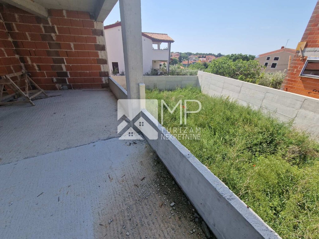 Image 12