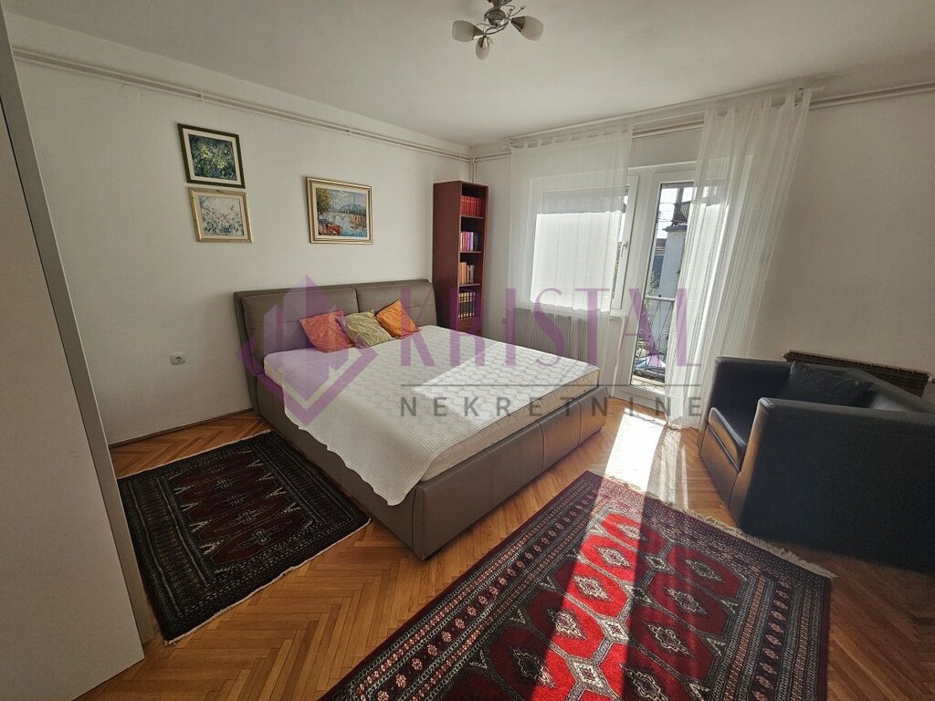 Image 10