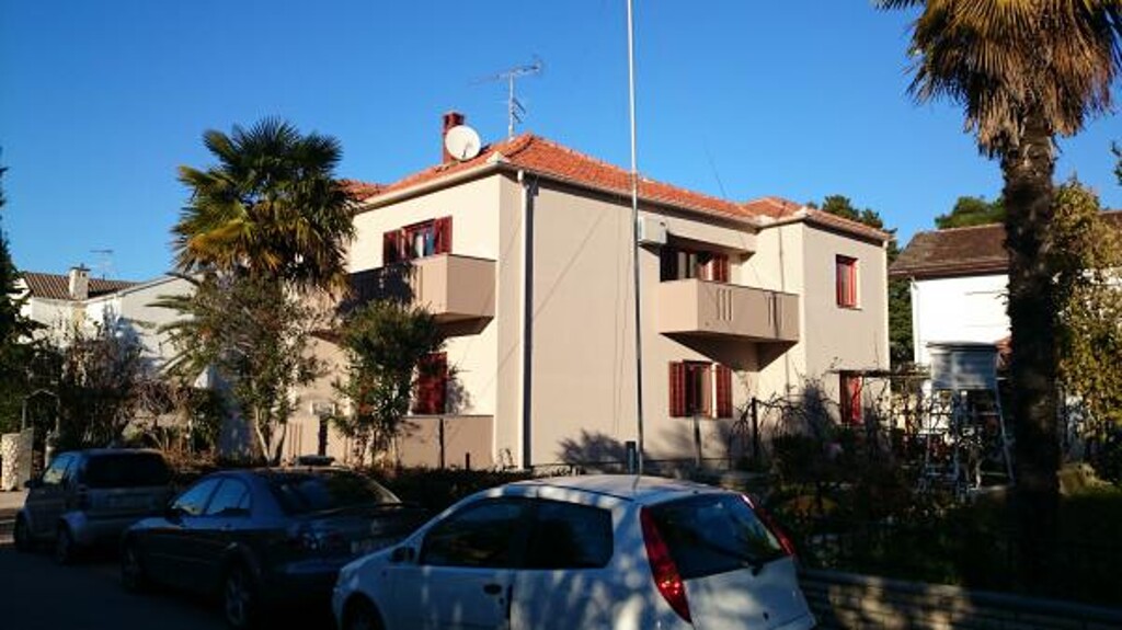 Image 3838552 - 4