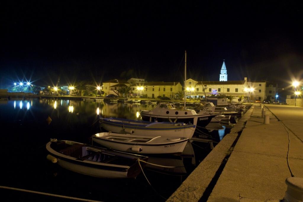 Image 3810696 - 20