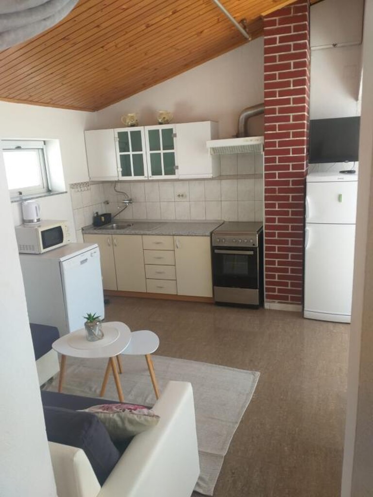 Image 3838712 - 8