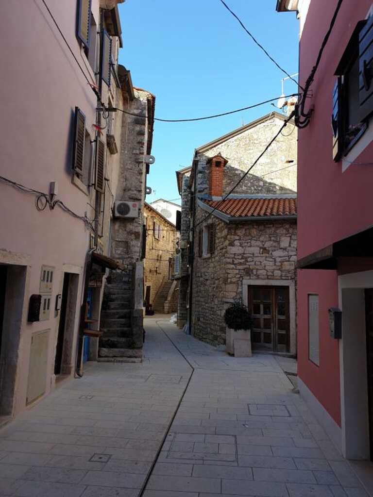 Image 3810808 - 13
