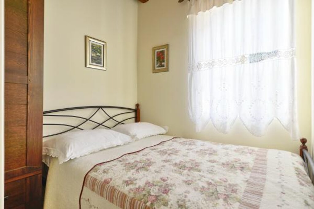Image 3811888 - 14