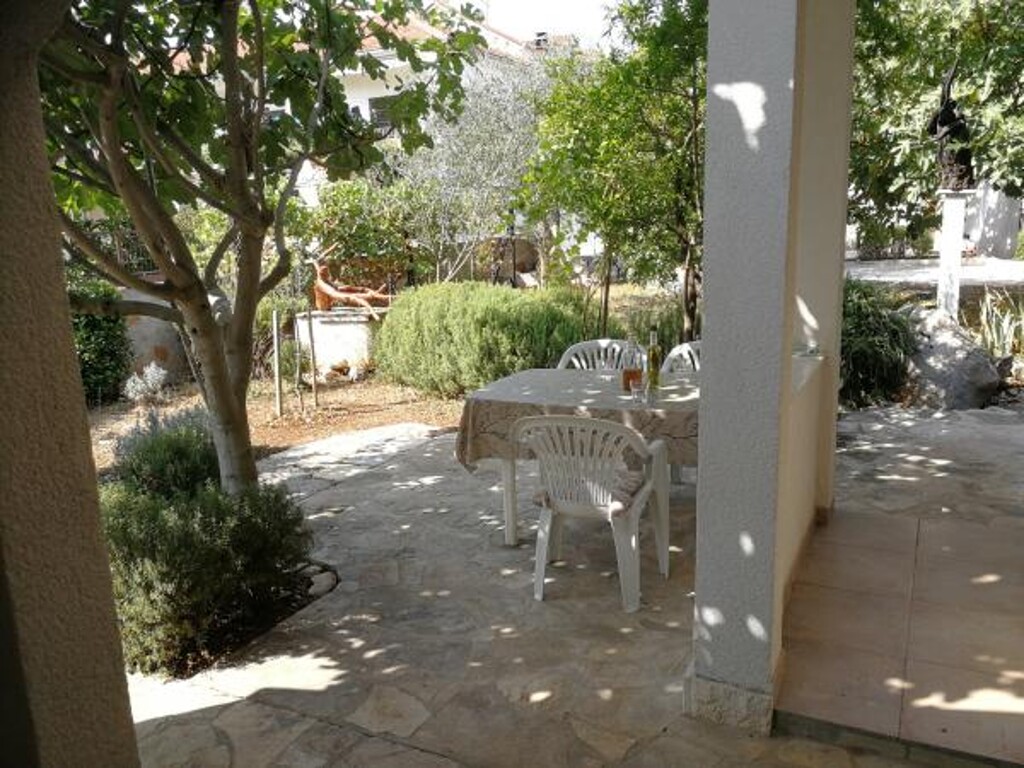 Image 3811756 - 7
