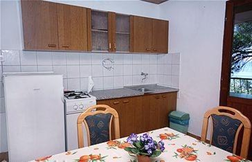 Image 3832361 - 16