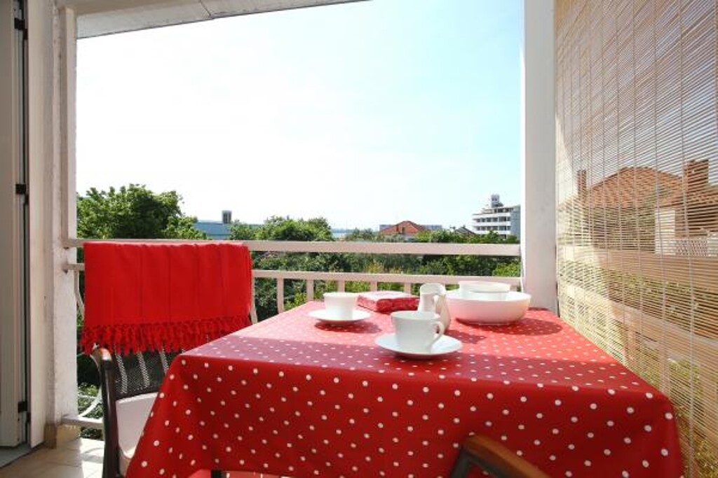 Image 3839019 - 7