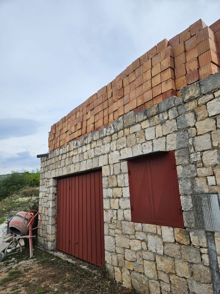 Image 6142011 - 5