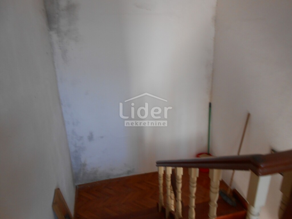 Image 5383974 - 13