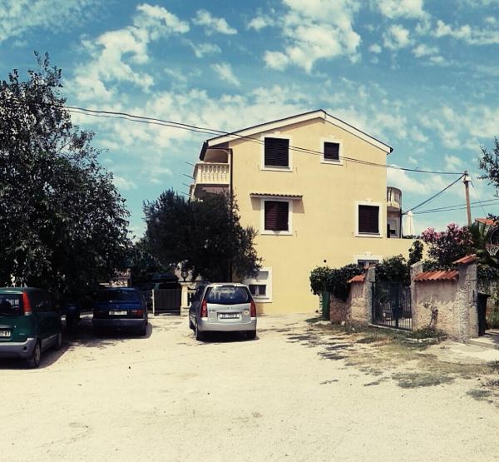 Image 3811590 - 2
